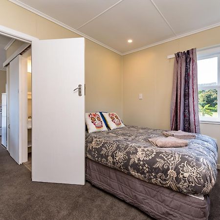 Waitangi Beach Bach 30B Exteriér fotografie