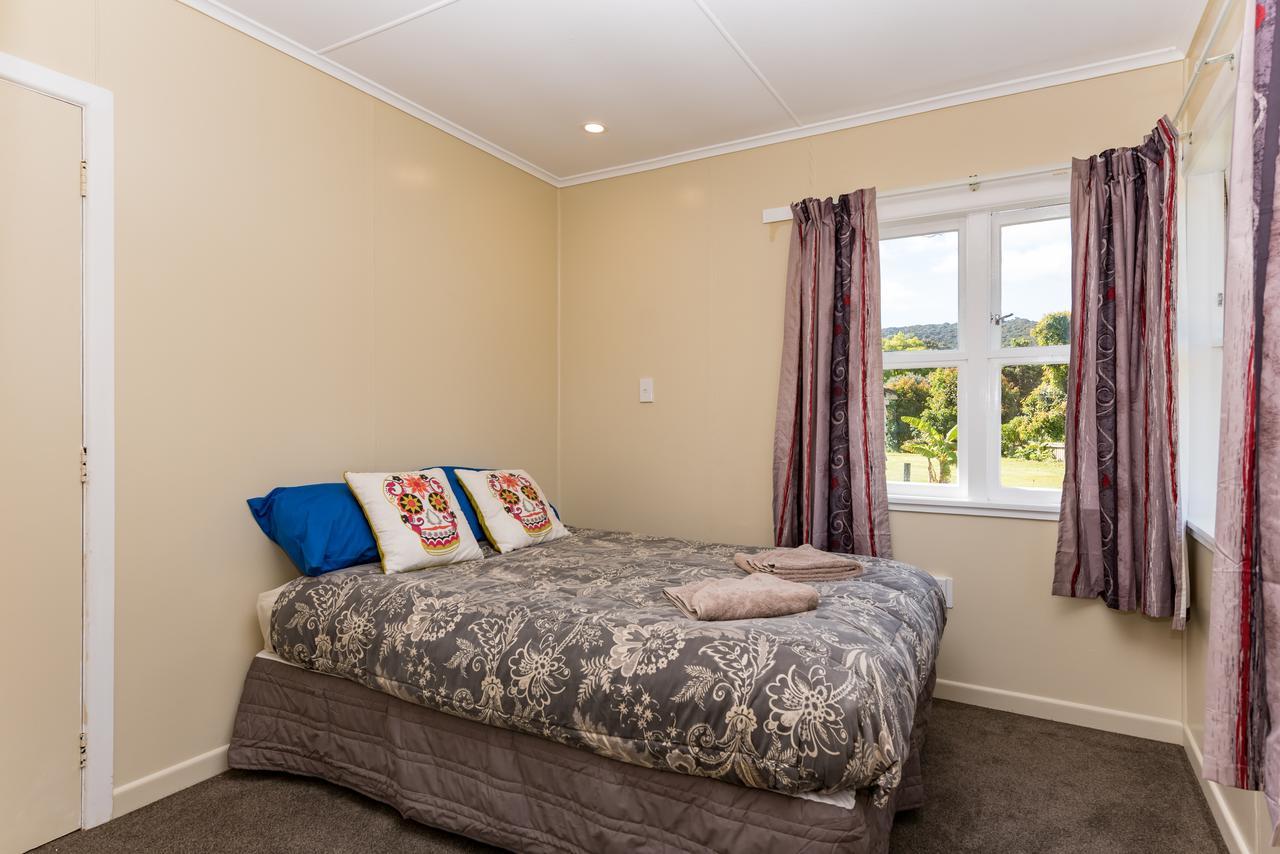 Waitangi Beach Bach 30B Exteriér fotografie