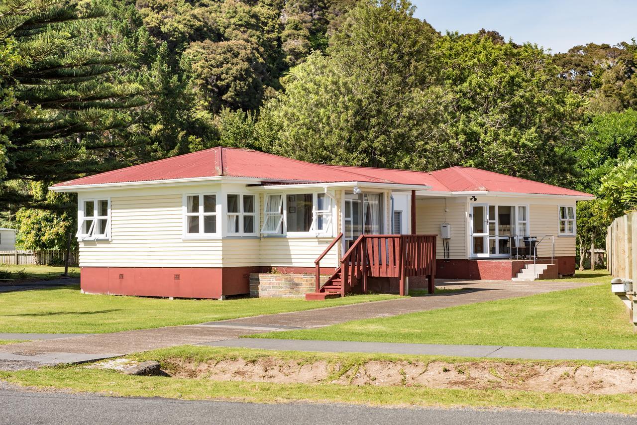 Waitangi Beach Bach 30B Exteriér fotografie